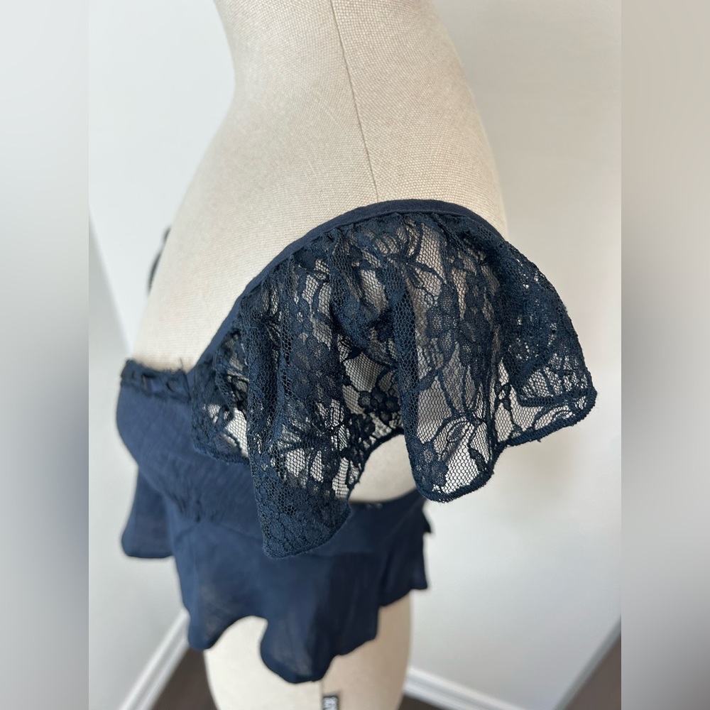 BEVERLY AND BECK - Navy Lace Babydoll Camisole Top Size XS - Picture 6 of 12